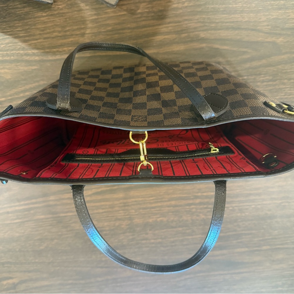 Louis Vuitton Neverfull PM Bag - Picture 6 of 16
